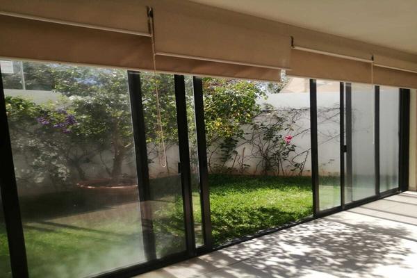 Foto de inmueble en Av. Vuelo de las Grullas, Col. San Agustin C.P. 45645, Tlajomulco de Zúñiga