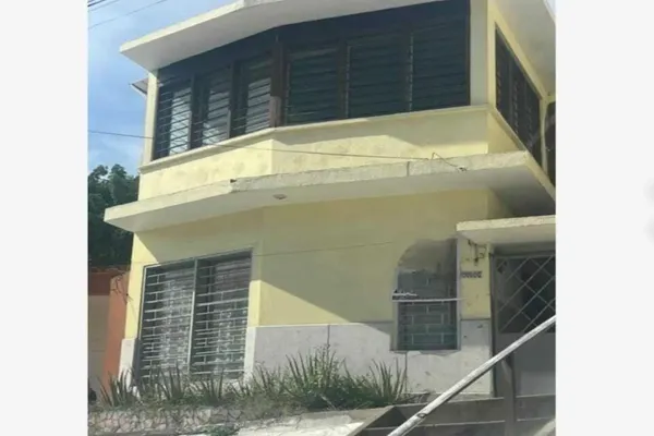 Foto de inmueble en Av xalapa #32, Col. Pascual Ortiz Rubio C.P. 91750, Veracruz