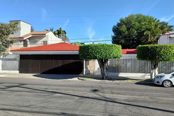 Foto de inmueble en axayacatl #216, Col. Ciudad Del Sol C.P. 45050, Zapopan