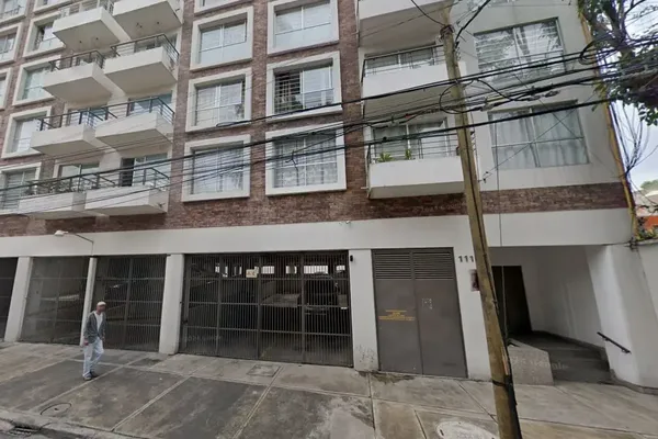 Foto de inmueble en AZCAPOTZALCO LA VILLA #111, Col. Santo Tomas C.P. 02020, Azcapotzalco