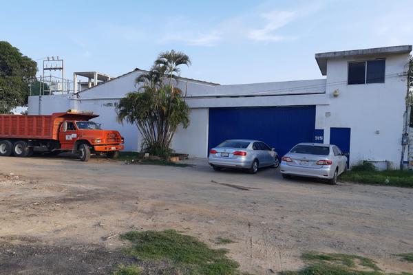 Foto de inmueble en Azucarera, Col. Guadalupe Victoria C.P. 89080, Tampico