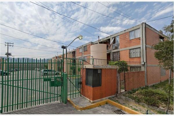 Foto de inmueble en AZUCENAS #E6, Col. Santa María Magdalena Huizachitla C.P. 55715, Coacalco de Berriozábal
