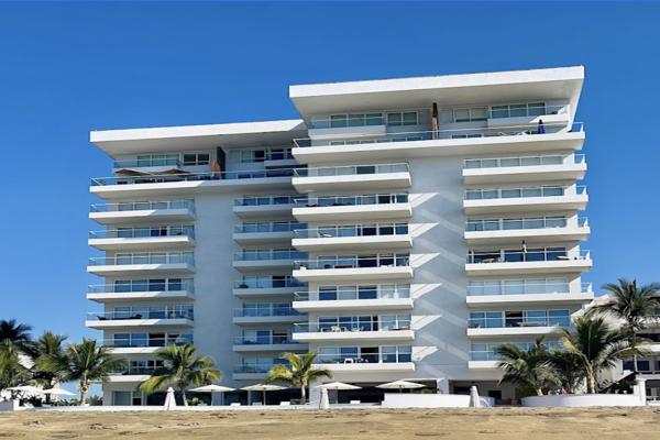 Foto de inmueble en Santo Domingo 15 #15, Col. Playa Azul C.P. 28218, Manzanillo