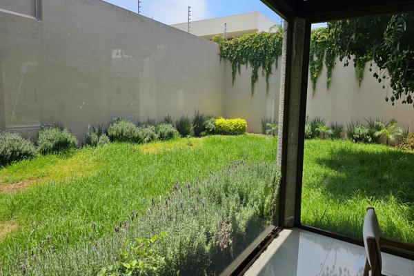 Foto de inmueble en Av. Patria & Av Naciones Unidas, Jardines Universidad, 45110 Zapopan, Jal., Col. Jardines Universidad C.P. 45110, Zapopan