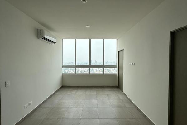 Foto de inmueble en Torre Citica Av. Hidalgo 1415, Col. Obispado C.P. 64060, Monterrey