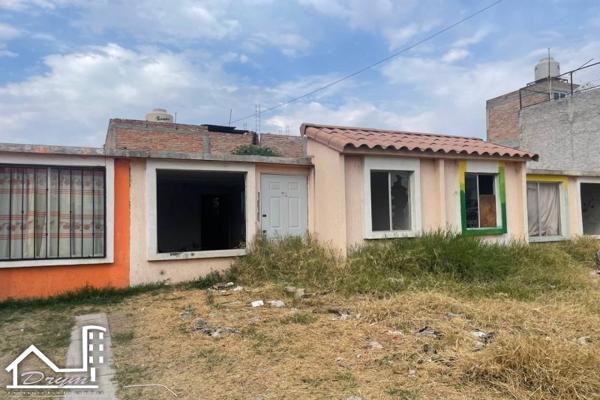 Foto de inmueble en DE AVENIDA PEDRO MORENO #186, Col. Jardines de la Capilla C.P. 47530, Lagos de Moreno