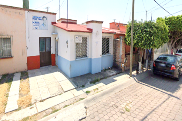Foto de inmueble en Calle Santa Teresa No 827, Col. Santa Mónica 1a Sección C.P. 76138, Querétaro