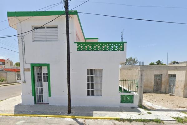 Foto de inmueble en Calle 54, Col. Ismael Garcia C.P. 97320, Progreso