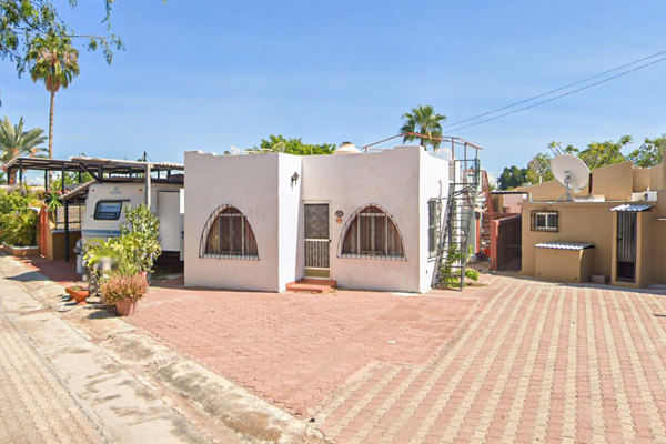 Foto de inmueble en 150 TECALAI #s/n, Col. Solimar C.P. 85506, Guaymas