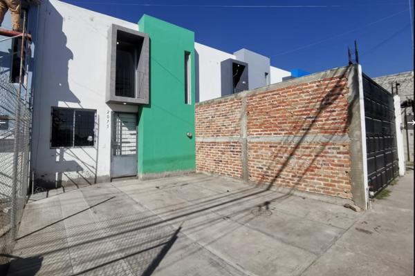 Foto de inmueble en PROL 5 DE FEBRERO BUENA MIRANDA COYULA JALISCO 21357488430, Col. Rinconada de San Lorenzo C.P. 45410, Tonalá