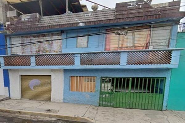 Foto de inmueble en 5 #s/n, Col. Las Águilas C.P. 57900, Nezahualcóyotl