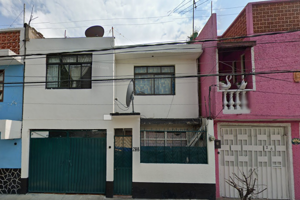 Foto de inmueble en Porto Alegre 28B, El Retoño, Iztapalapa, 09440 Ciudad de México, CDMX #28B, Col. El Retoño C.P. 09440, Iztapalapa
