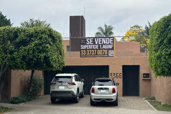 Foto de inmueble en Avenida Pablo Neruda, Col. Colinas de San Javier C.P. 44660, Guadalajara