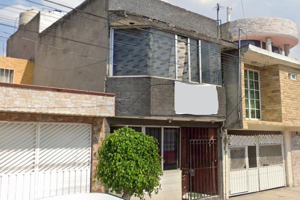 Foto de inmueble en HACIENDA DE LAS CAMELIAS, Col. Hacienda Real de Tultepec C.P. 54987, Tultepec