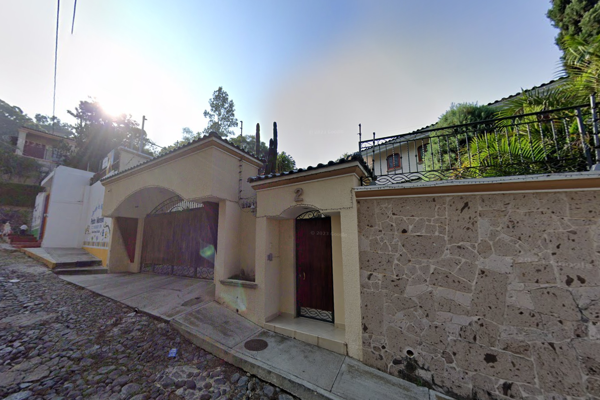 Foto de inmueble en Las Lomas, Lomas del Valle, Cdad. Guzmán, Jal., Col. Loma de Barro C.P. 49060, Zapotlán el Grande