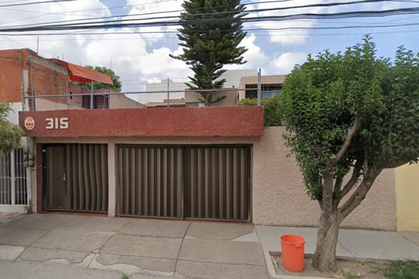 Foto de inmueble en Julio Betancourt, Col. Las Águilas C.P. 78260, San Luis Potosí
