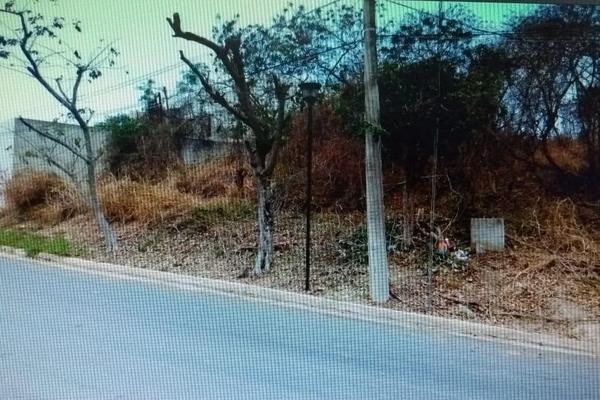 Foto de inmueble en BAHIA, Col. Lomas del Castillo C.P. 24030, Campeche