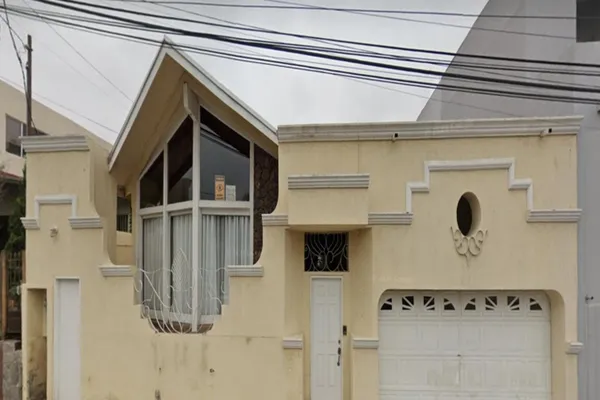 Foto de inmueble en bahia magdalena #126, Col. Moderna C.P. 22860, Ensenada