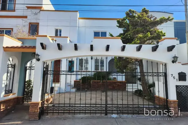 Foto de inmueble en Bahia Vizcaíno #751, Col. Moderna C.P. 22860, Ensenada