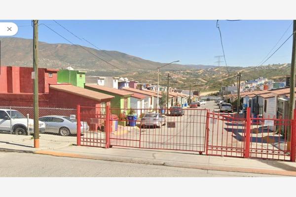 Foto de inmueble en BAJA CALIFORNIA #247, Col. Lomas de la Presa C.P. 22813, Ensenada