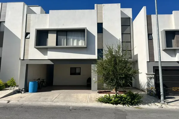 Foto de inmueble en banak #204, Col. Katavia Residencial C.P. 66606, Apodaca