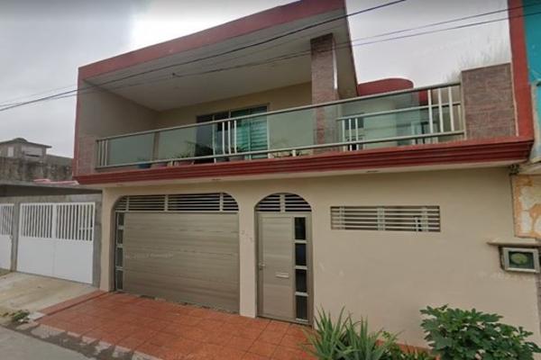 Foto de inmueble en Jose Guadalupe Posadas 215, Col. Paraíso Coatzacoalcos C.P. 96523, Coatzacoalcos