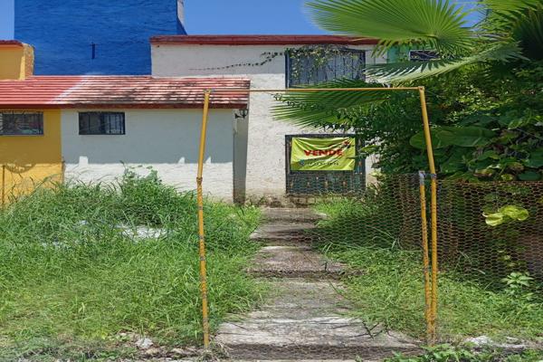 Foto de inmueble en Privada de Camelias #74, Col. La Esperanza C.P. 62790, Xochitepec