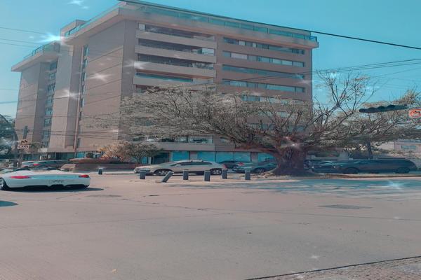 Foto de inmueble en Av. Juan Palomar y Arias & Calle Gral. Eulogio Parra, Prados Providencia, 44670 Guadalajara, Jal. #5061Int. 11, Col. Terrazas Monraz C.P. 44670, Guadalajara