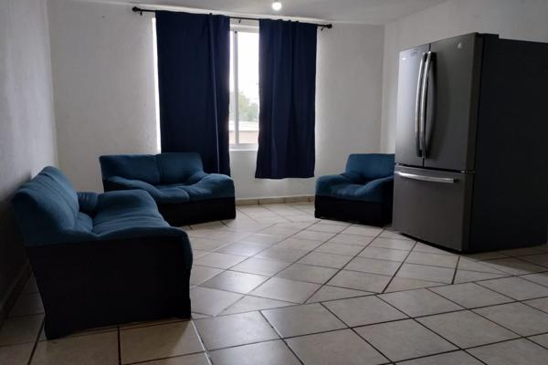 Foto de inmueble en Esmeralda 1c, Pedregal de San Juan, 76806 San Juan del Río, Qro. #1c, Col. El Marfil C.P. 76806, San Juan del Río Foto de inmueble en Esmeralda 1c, Pedregal de San Juan, 76806 San Juan del Río, Qro. #1c, Col. El Marfil C.P. 76806, San Juan del Río