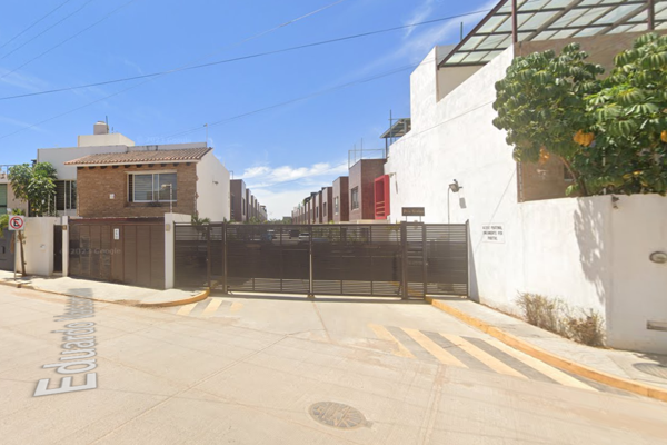Foto de inmueble en Privada de Krotos, Col. Residencial del Bosque C.P. 71233, Santa Cruz Xoxocotlán