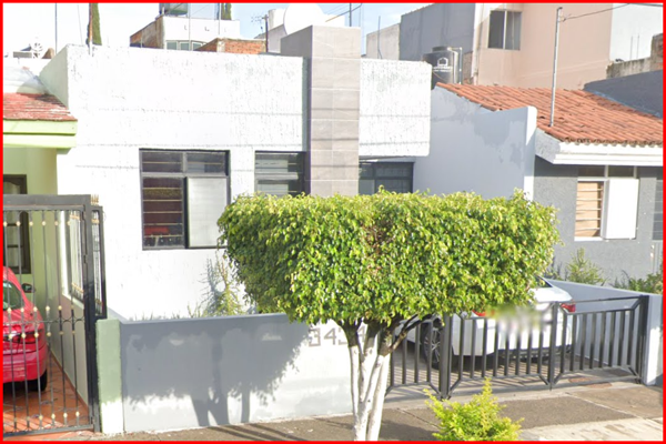 Foto de inmueble en Calle Isla Groenlandia 3434 #3434, Col. Jardines Del Sur C.P. 44950, Guadalajara