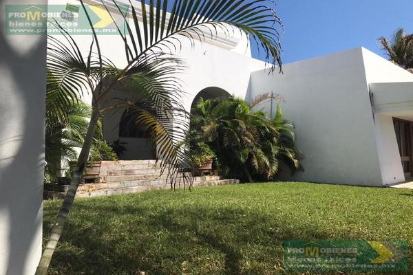 Foto de inmueble en  , Col. Bellavista C.P. 96380, Coatzacoalcos