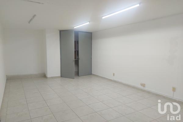 Foto de inmueble en Benito Juarez #101, Col. México Lindo C.P. 62323, Cuernavaca