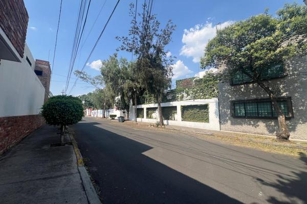 Foto de inmueble en BENITO JUAREZ, Col. Tlalpan Centro C.P. 14000, Tlalpan