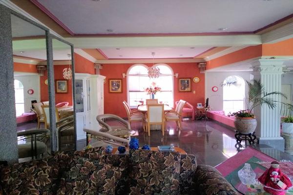 Foto de inmueble en BERNARDO QUINTANA, Col. Colinas del Parque C.P. 76140, Querétaro