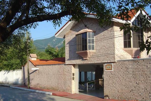Foto de inmueble en Bernardo Reyes, Col. Yerbaniz C.P. 67302, Santiago
