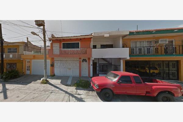 Foto de inmueble en BETANCOURT #3027, Col. Real Pacífico C.P. 82124, Mazatlán