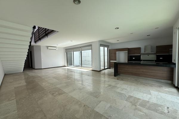 Foto de inmueble en , Col. Bicentenario C.P. 86340, Comalcalco