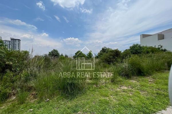 Foto de inmueble en Blvrd Bosque Real, Col. Country Club C.P. 53930, Naucalpan de Juárez