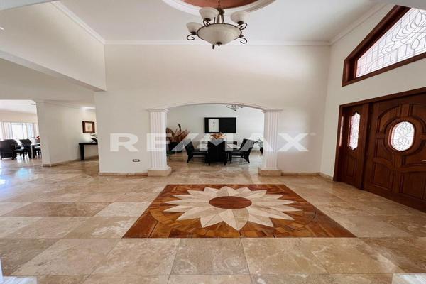 Foto de inmueble en BLVRD JUAN PABLO II, Col. Jardines del Lago C.P. 20218, Aguascalientes