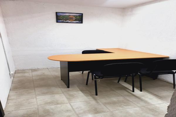 Foto de inmueble en  , Col. Bosque Camelinas C.P. 58290, Morelia