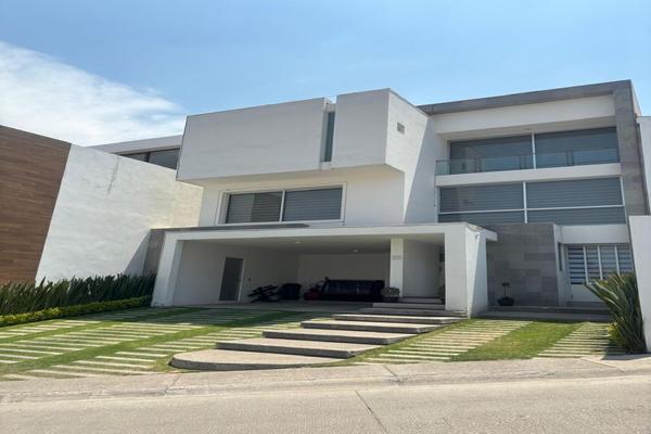 Foto de inmueble en  , Col. Bosque Esmeralda C.P. 52930, Atizapán de Zaragoza