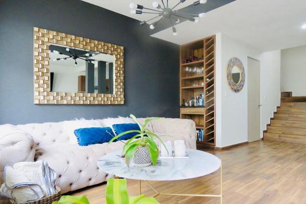 Foto de inmueble en , Col. Bosque Real C.P. 52774, Huixquilucan