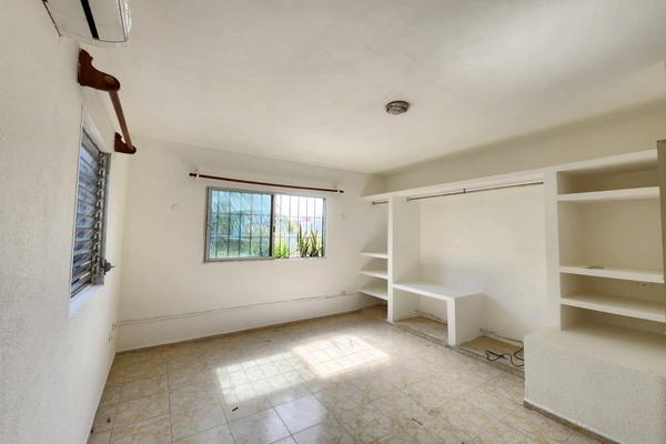 Foto de inmueble en  , Col. Bosque Real C.P. 77724, Solidaridad