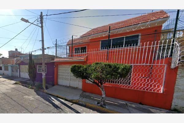 Foto de inmueble en BOSQUE TECAS #00, Col. Jardines de Morelos Sección Bosques C.P. 55070, Ecatepec de Morelos