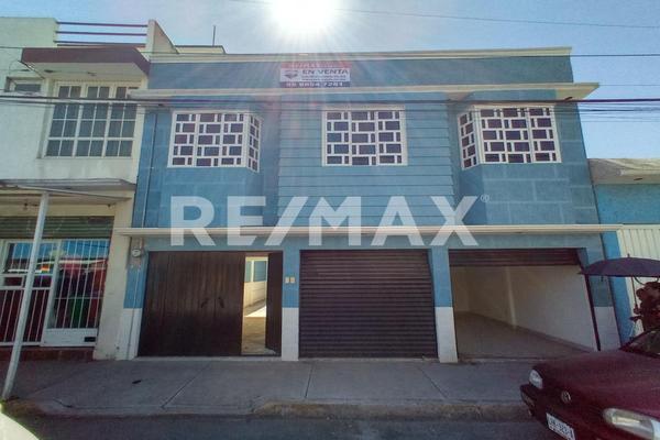 Foto de inmueble en Bosques de Antequera, Col. Jardines de Morelos Sección Bosques C.P. 55070, Ecatepec de Morelos