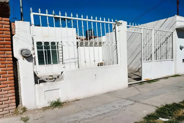 Foto de inmueble en Bosques de Banthi #1, Col. Bosques de Banthi C.P. 76804, San Juan del Río