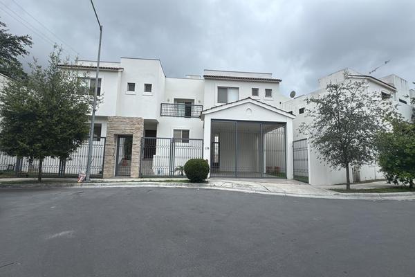 Foto de inmueble en  , Col. Bosques de las Cumbres C.P. 64619, Monterrey