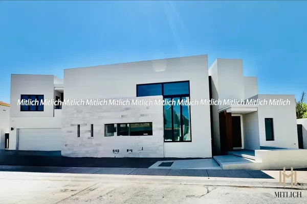 Foto de inmueble en . #., Col. Bosques de San Francisco C.P. 31115, Chihuahua
