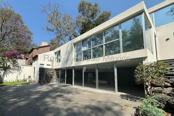 Foto de inmueble en  , Col. Bosques de Tetlameya C.P. 04730, Coyoacán